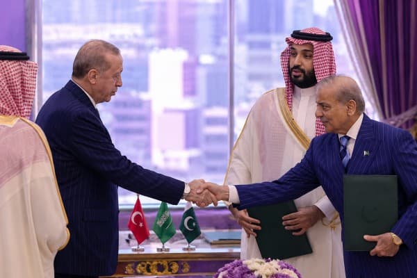 Saudi Arabia, Turkey, & Pakistan Signed the Mecca Joint Defence Agreement