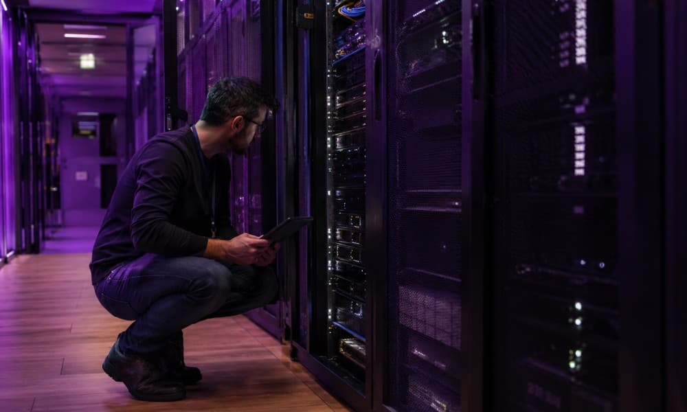 Cloud Computing vs Traditional IT Infrastructure: Key Differences